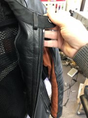 gas-and-chris-couture-atelier-de-couture-changer-fermeture-eclaire-veste-motard.jpg - 14.jpg